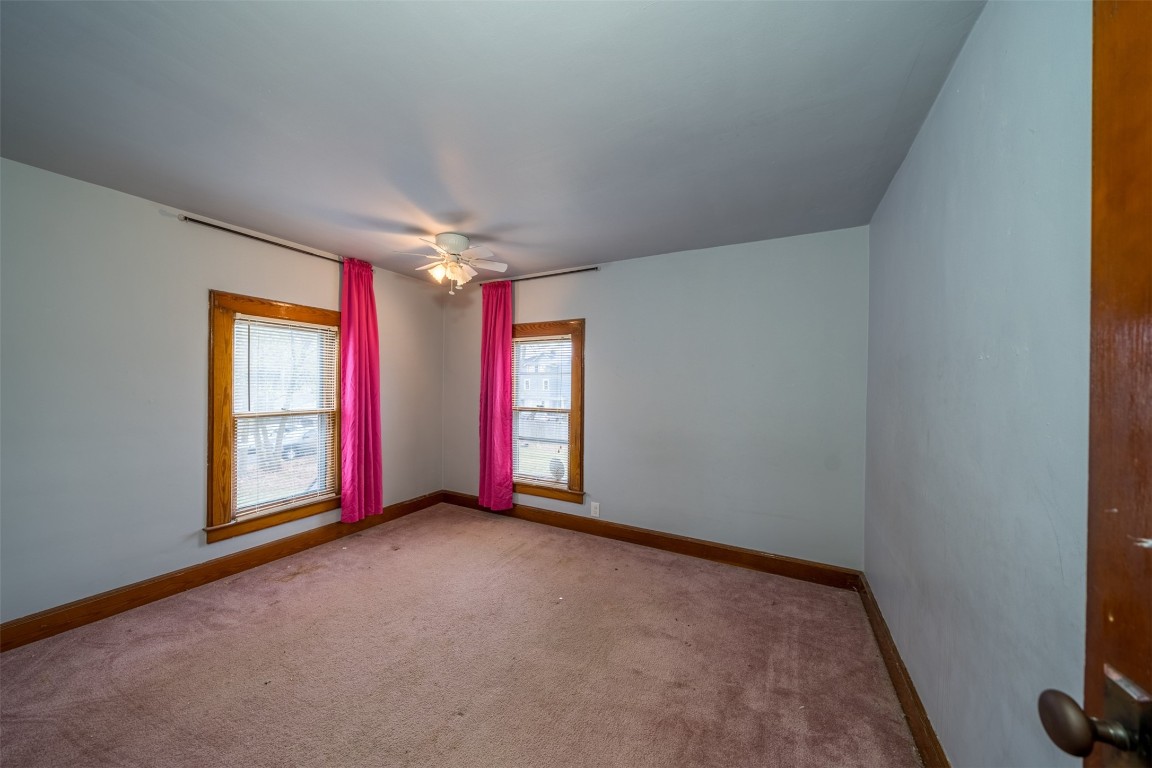 102 Cleveland Avenue, Endicott, New York image 23
