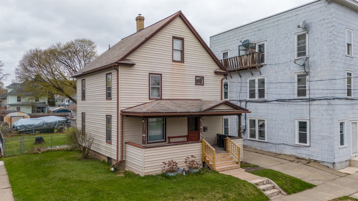 102 Cleveland Avenue, Endicott, New York image 4