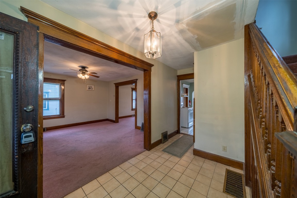 102 Cleveland Avenue, Endicott, New York image 6