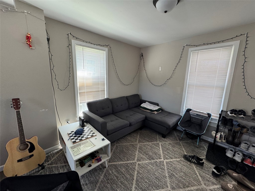 211 Floral Avenue, Johnson City, New York image 2