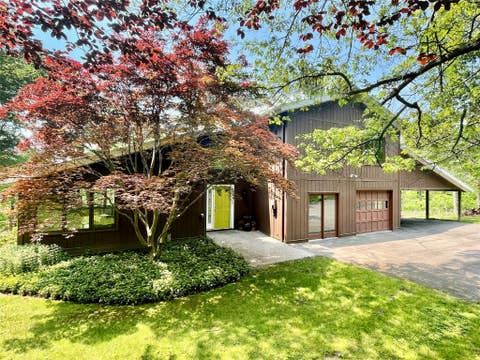 Photo for 1989 N Cafferty Hill Road