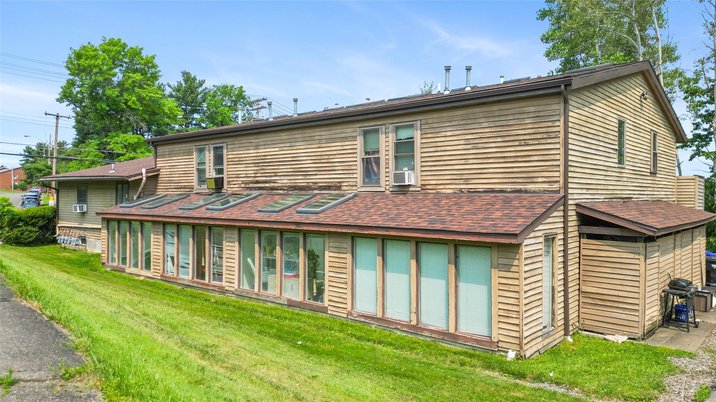 205 Rano Boulevard - Photo 3