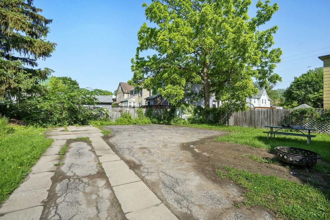 179 W End Avenue, Binghamton, New York image 5