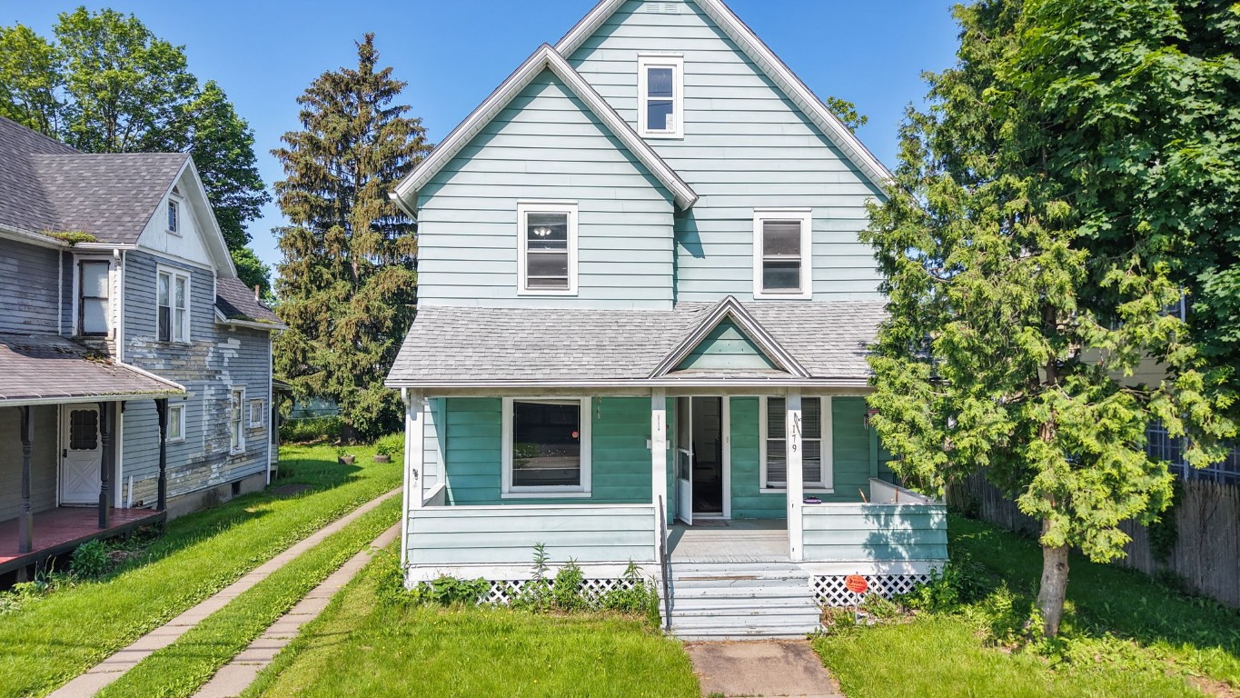 179 W End Avenue, Binghamton, New York image 2