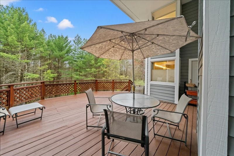 425 Brook Avenue, Vestal, New York image 45