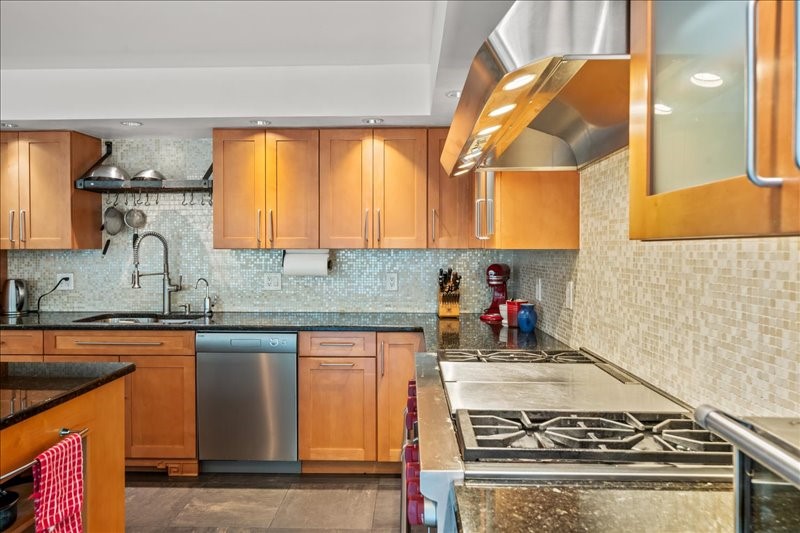 425 Brook Avenue, Vestal, New York image 19