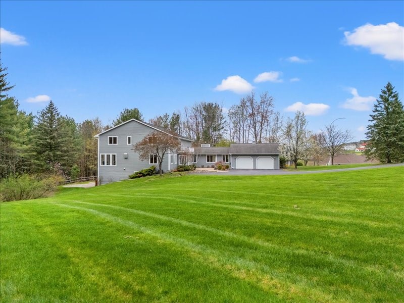 425 Brook Avenue, Vestal, New York image 6