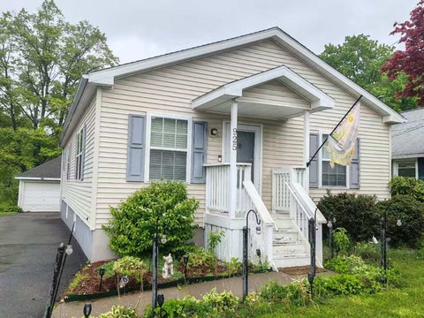 Homes For Rent - 925 Vestal Road<br/> Vestal, NY 13850
