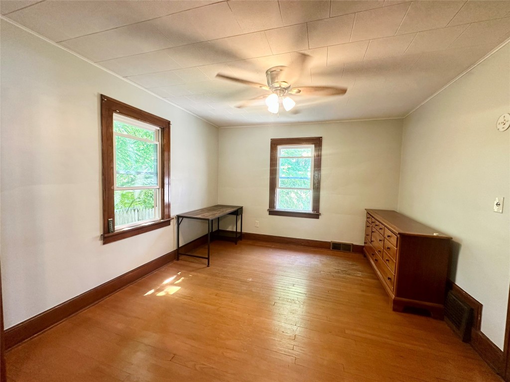 40 Haynes Avenue, Johnson City, New York image 6