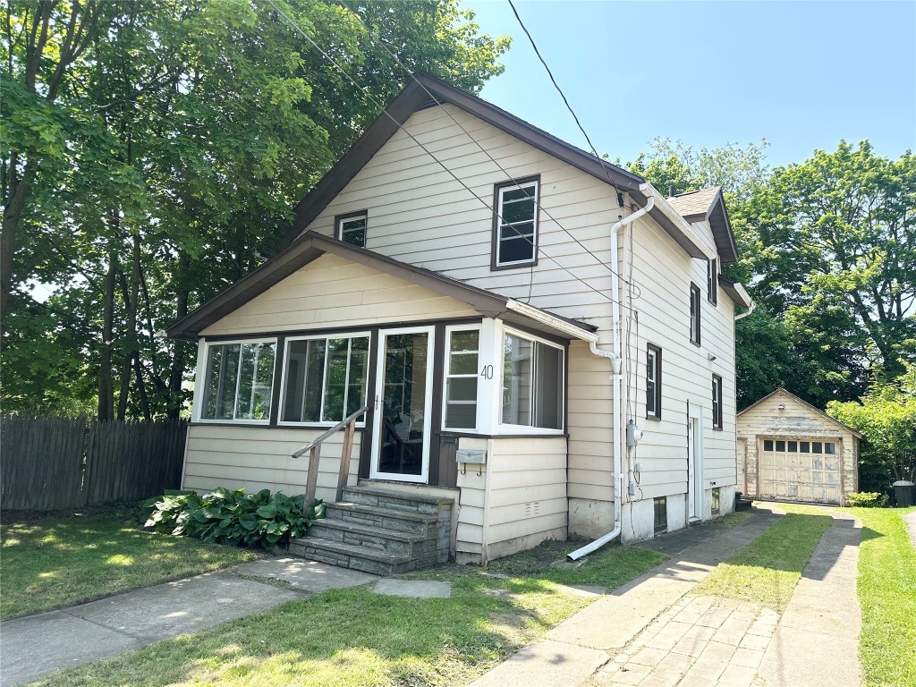 40 Haynes Avenue, Johnson City, New York image 2