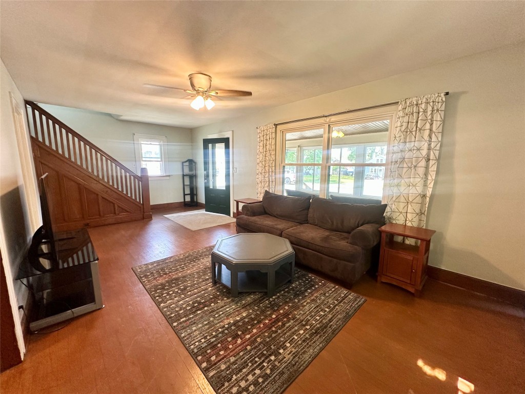 40 Haynes Avenue, Johnson City, New York image 5