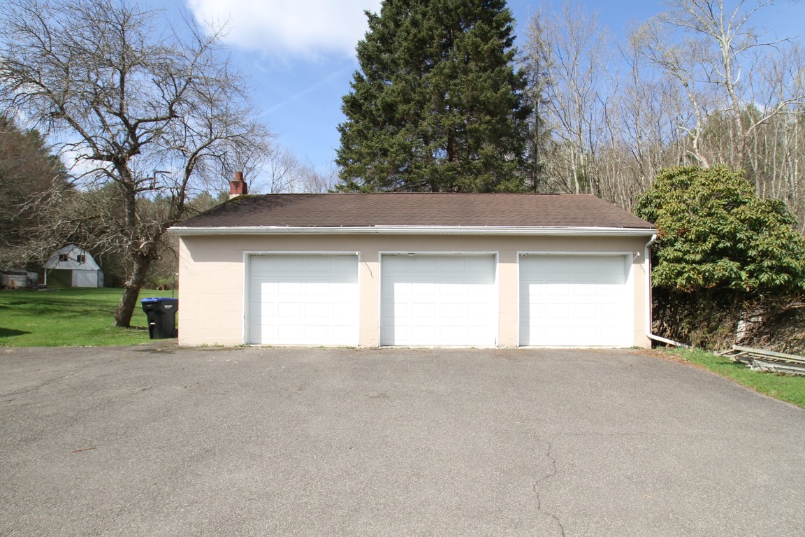 440 Costley Road, Vestal, New York image 45
