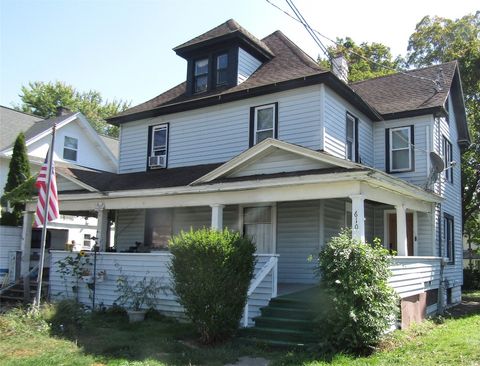 Multifamily For Sale - 610 E Main Street<br/> Endicott, NY 13760