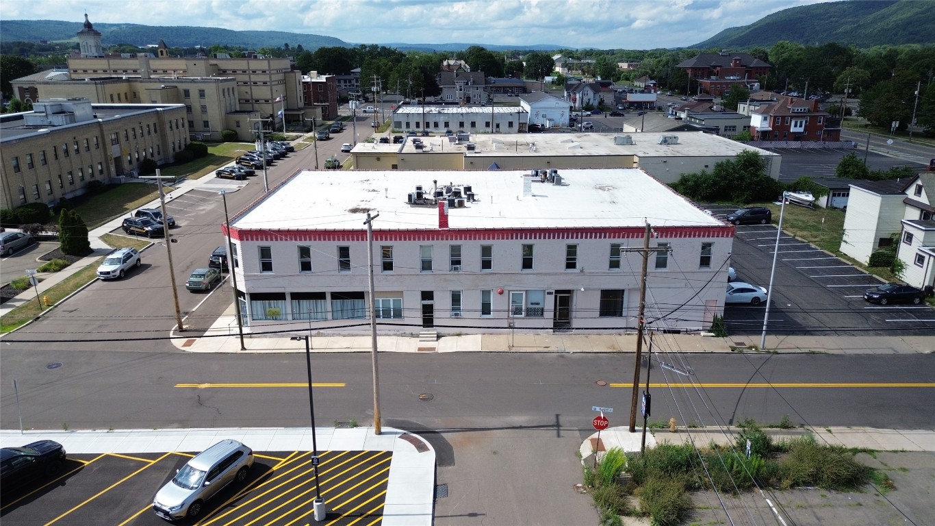 451 E Market Street