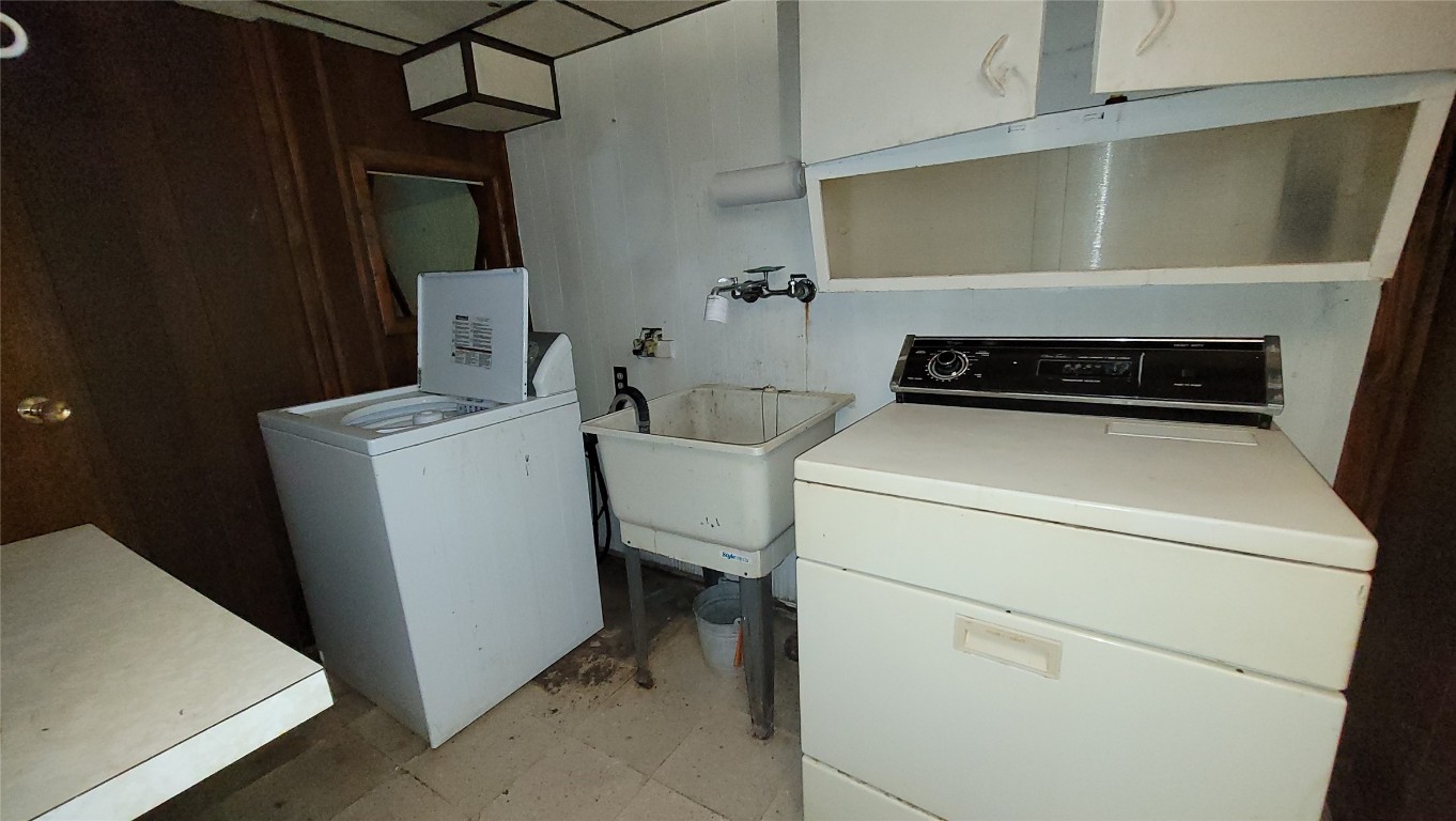 34 Ackley Avenue, Johnson City, New York image 27
