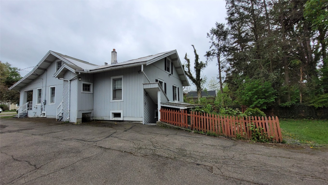 34 Ackley Avenue, Johnson City, New York image 4