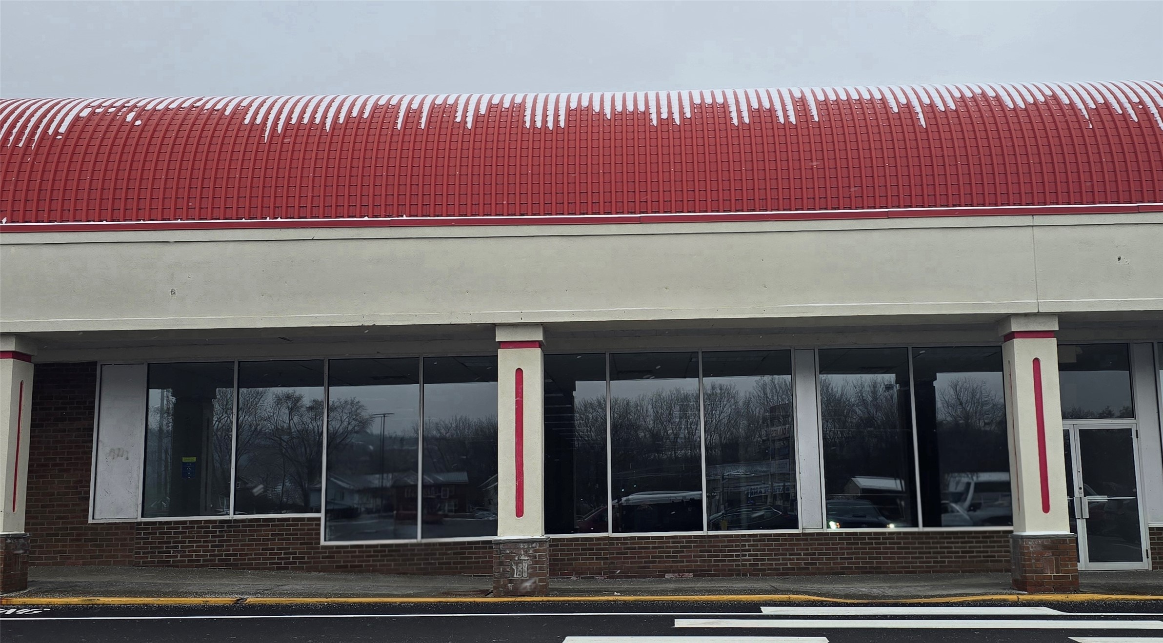 Photo 1 of 1 — 778 Main Street (River Plaza) Unit (River Plaza), Johnson City, NY 13790