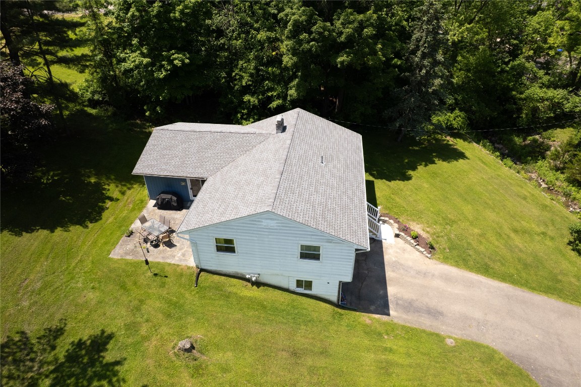 233 Juneberry Road, Vestal, New York image 2