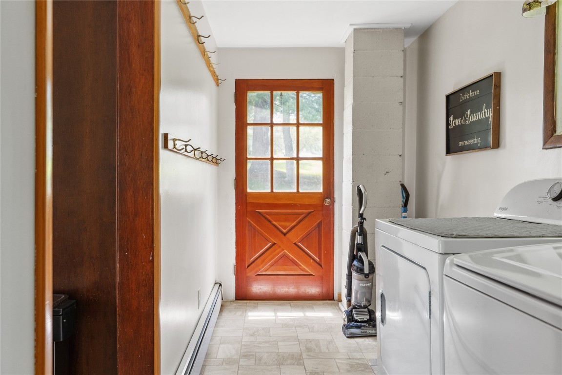 233 Juneberry Road, Vestal, New York image 9