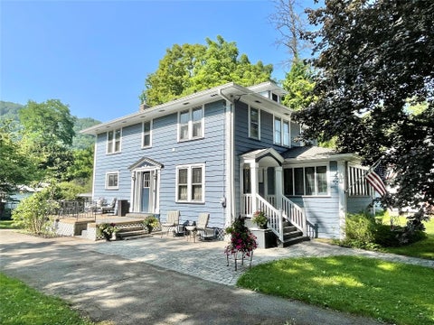 Photo for 421 Front Street