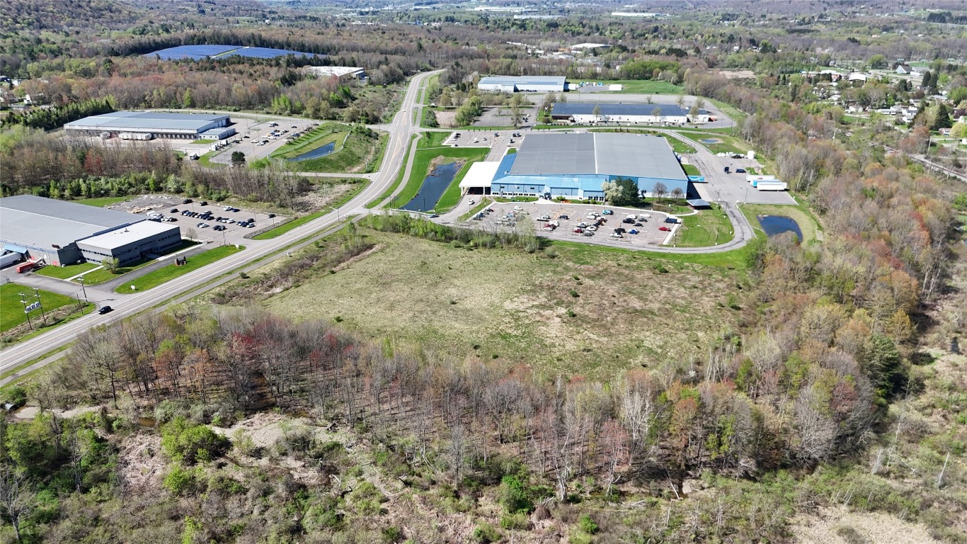 274 Broome Corporate Parkway, Conklin, New York image 2