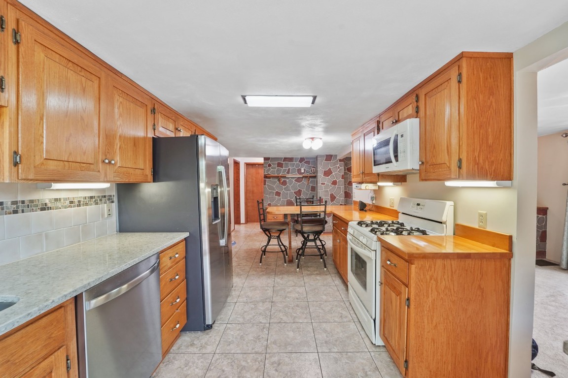 1153 S Ketchumville Rd, Newark Valley, New York image 14