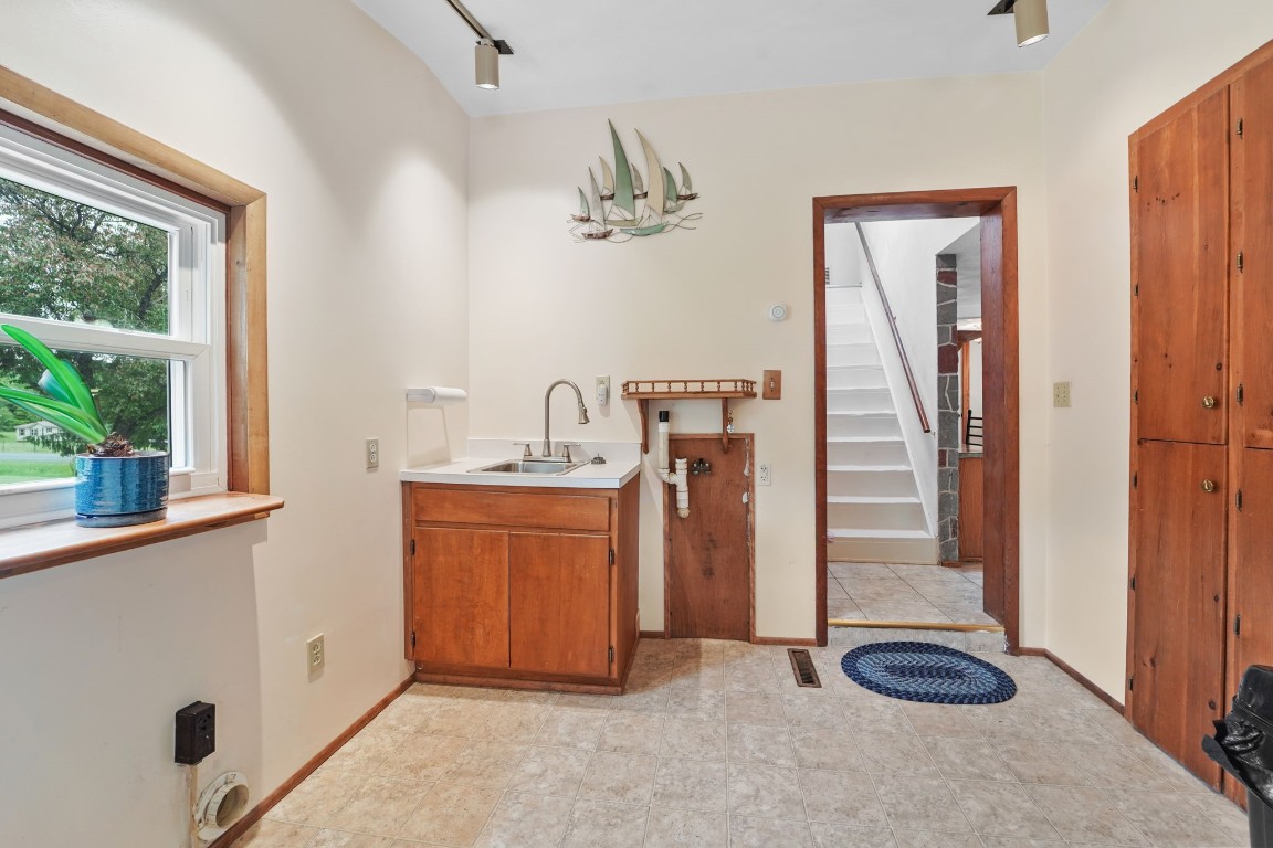 1153 S Ketchumville Rd, Newark Valley, New York image 21