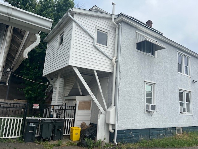 1709 Monroe Street