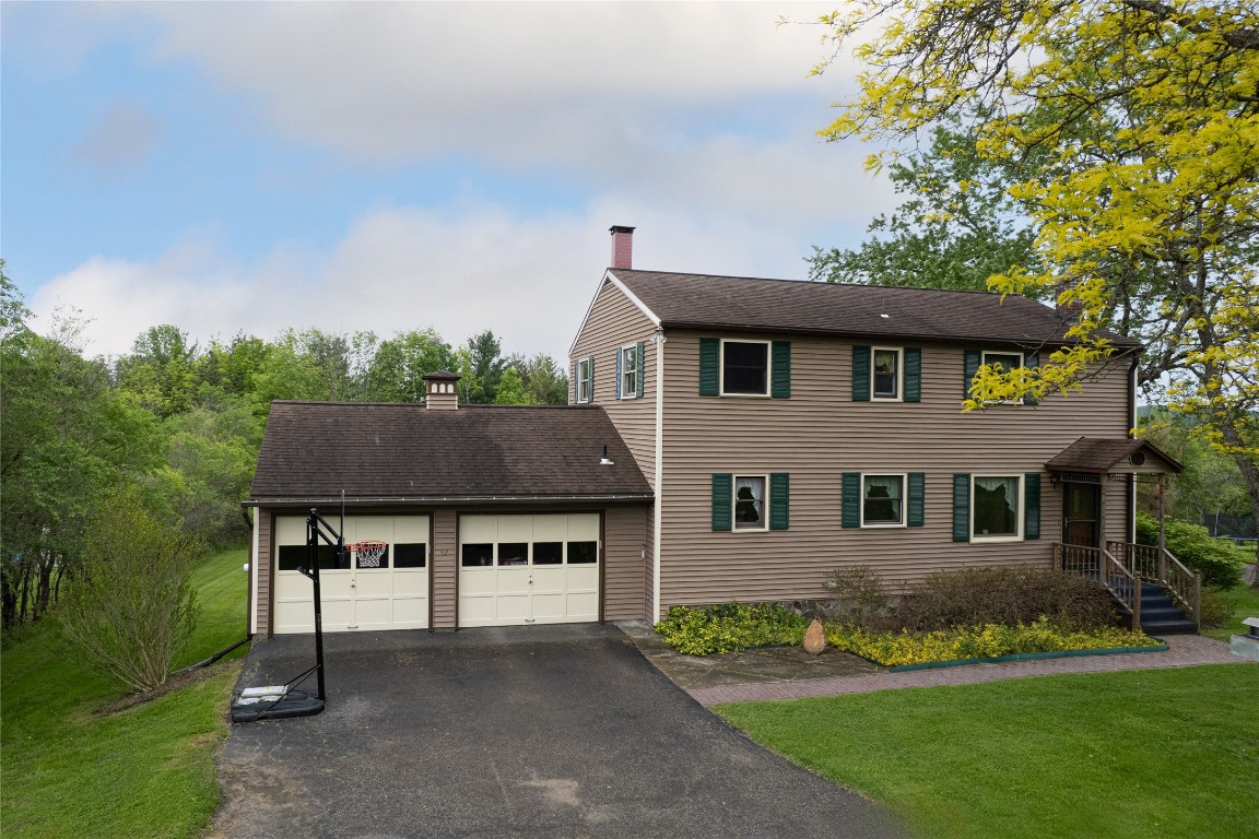 62 Palmer Road, Binghamton, New York image 1