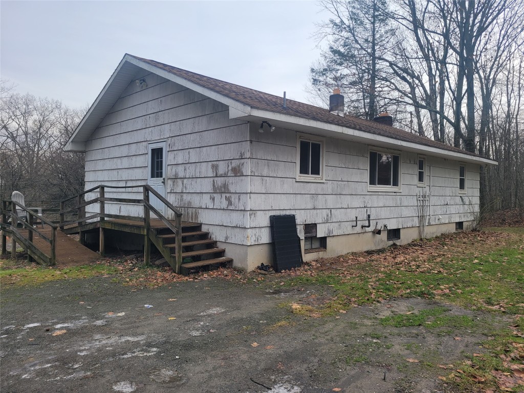 172 Cornell Road, Endicott, New York image 3