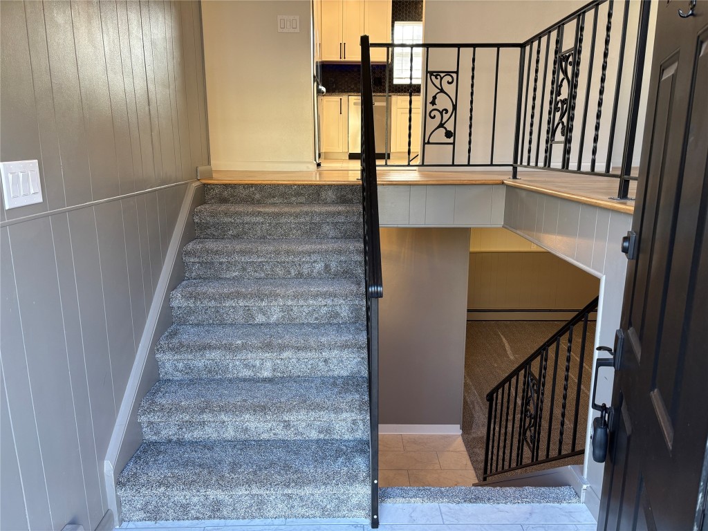 205 Warren Street, Vestal, New York image 3