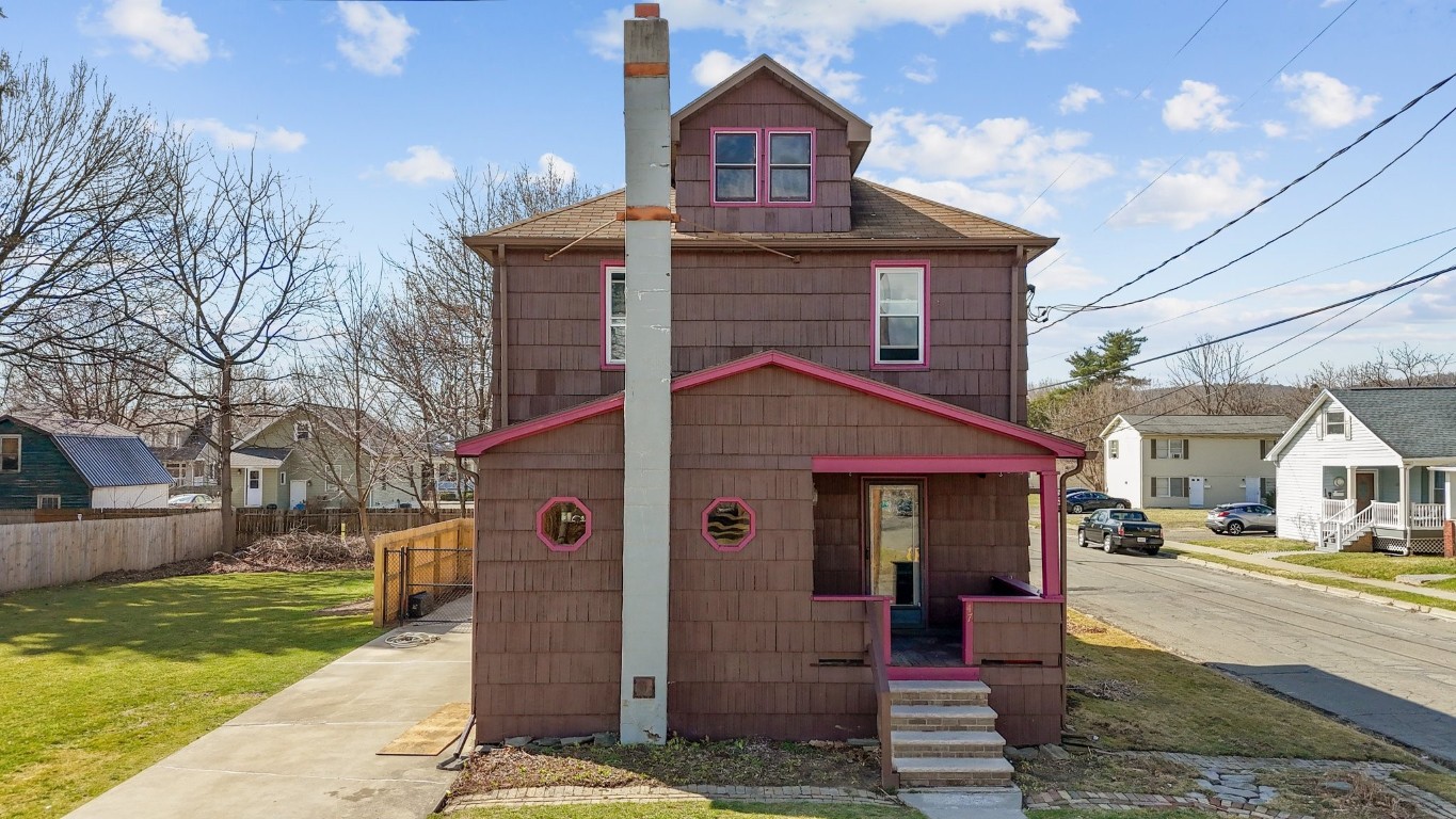 47 Evelyn Street, Johnson City, New York image 1