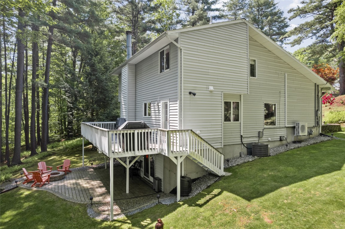 1205 Hartwick Lane, Vestal, New York image 3