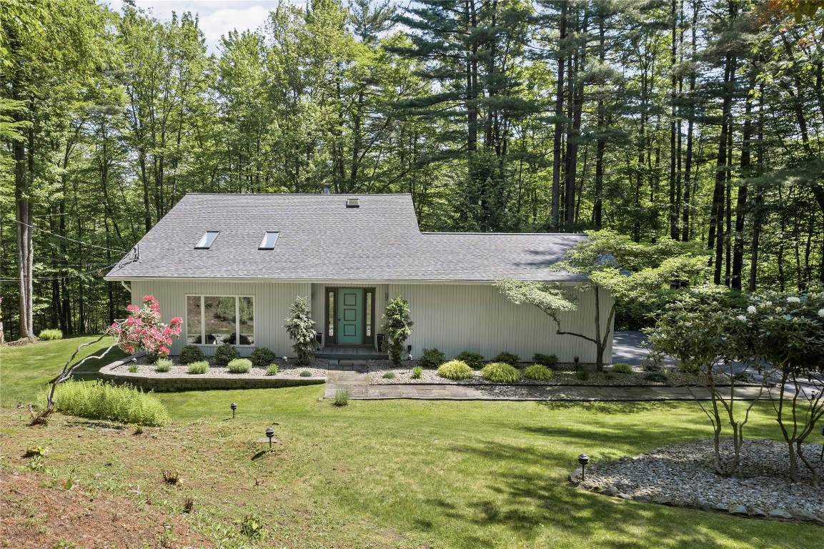 1205 Hartwick Lane, Vestal, New York image 50