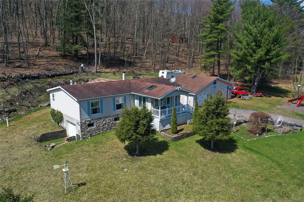 1215 Bush Road, Hancock, New York image 1