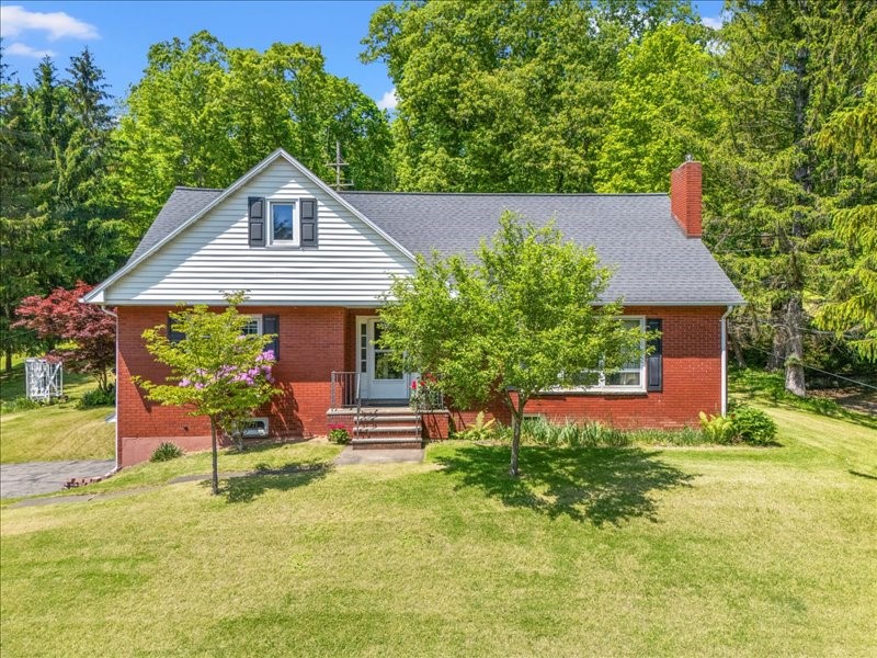 217 Smith Road, Binghamton, New York image 1