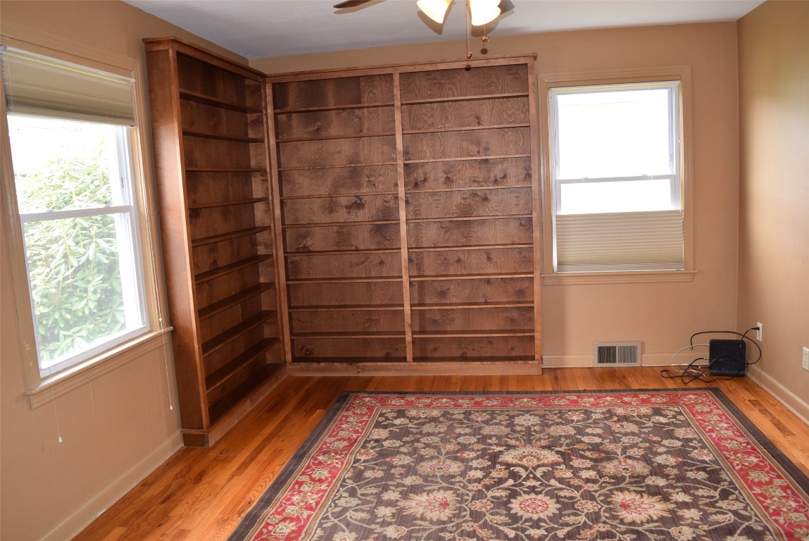 172 N Harrison Street, Johnson City, New York image 36
