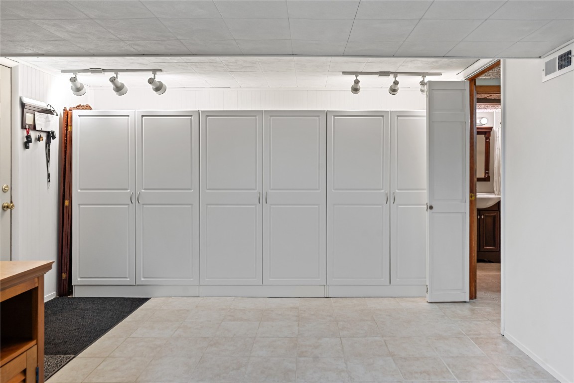 405 Beckwith Avenue, Endicott, New York image 22