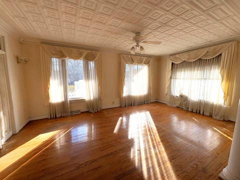Homes For Sale - 30 Riverside Drive<br/> Binghamton, NY 13905
