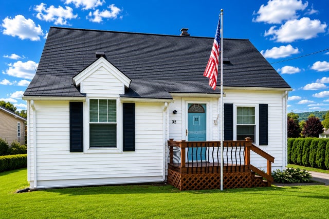 32 Trim Street