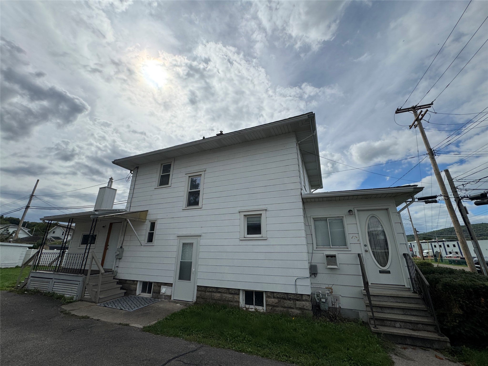 420 Marion St - Photo 3