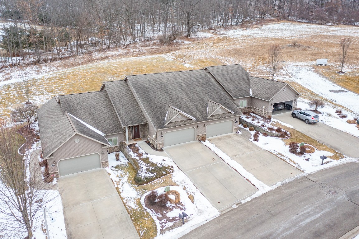 14 Eagle Drive, Endicott, New York image 3