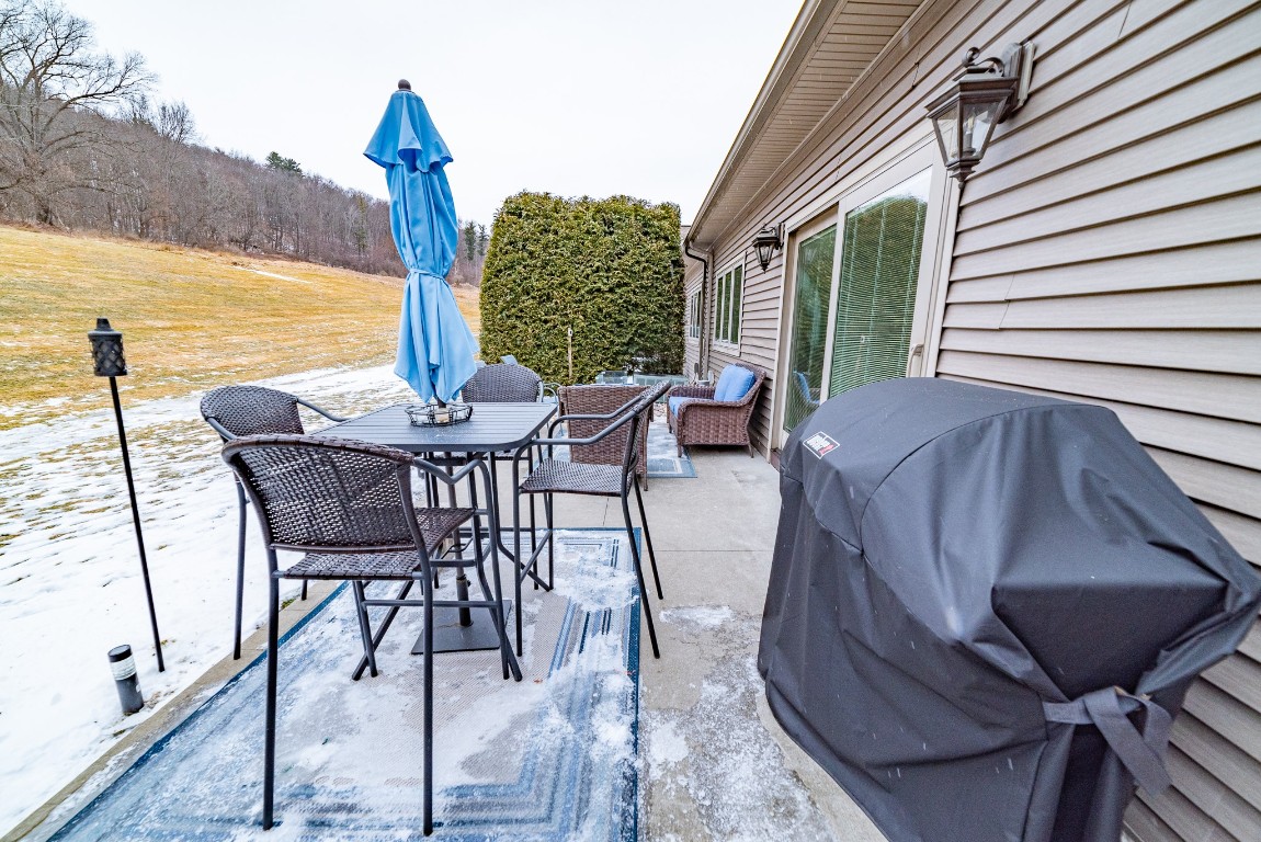 14 Eagle Drive, Endicott, New York image 6