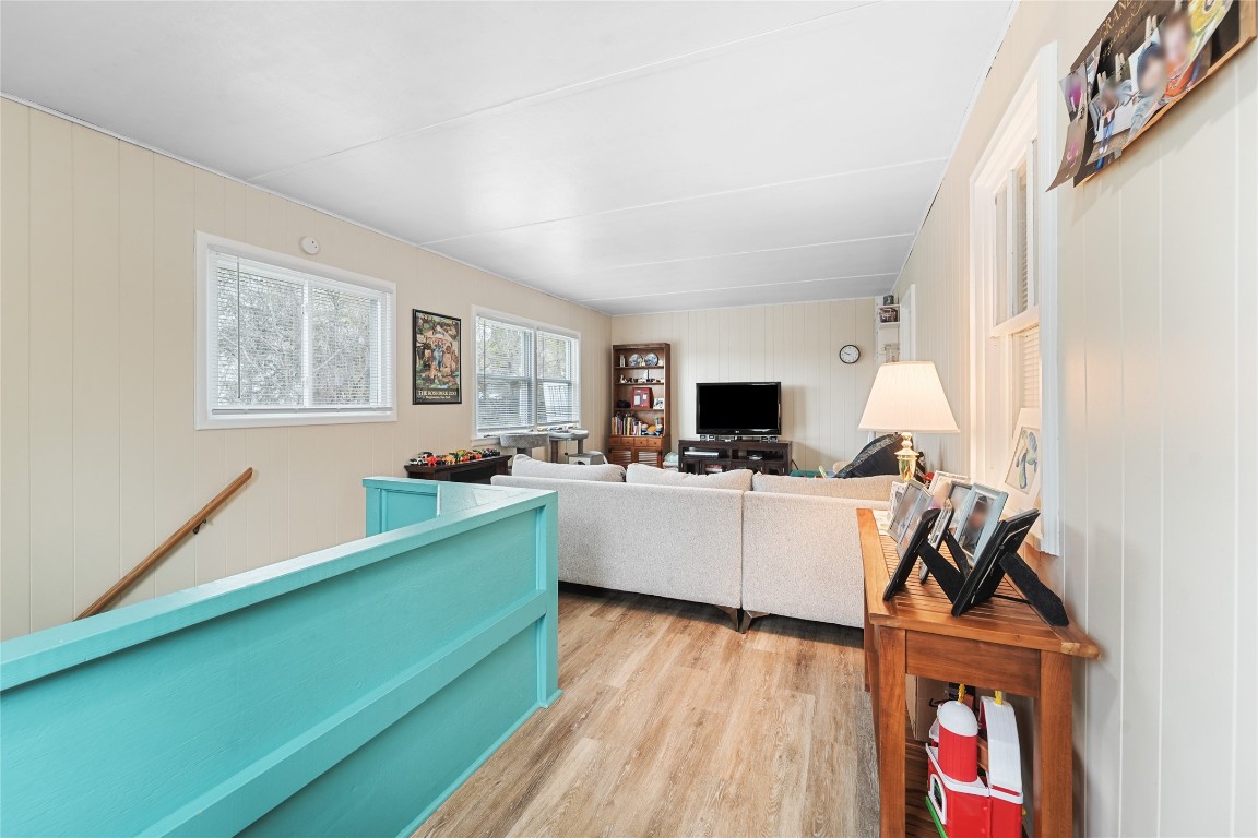 37 Albany Avenue, Johnson City, New York image 12