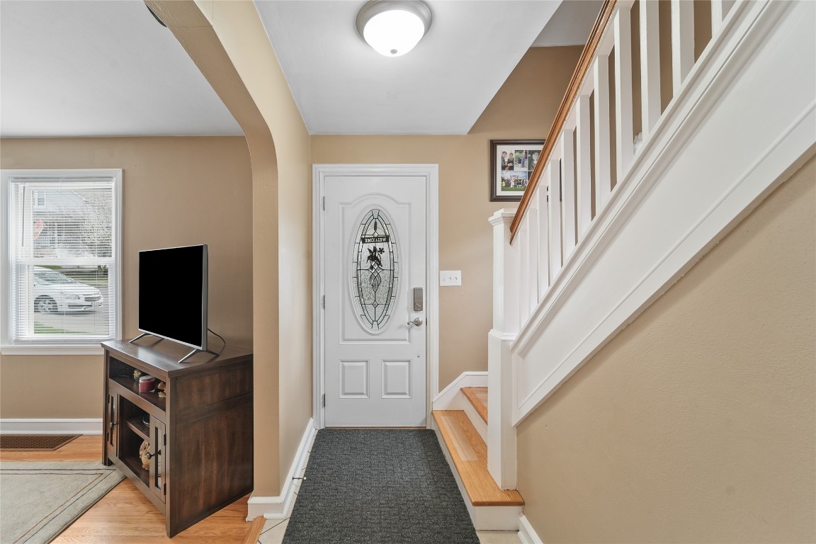 37 Albany Avenue, Johnson City, New York image 13