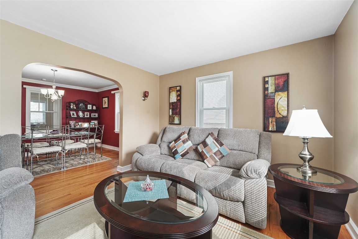 37 Albany Avenue, Johnson City, New York image 9