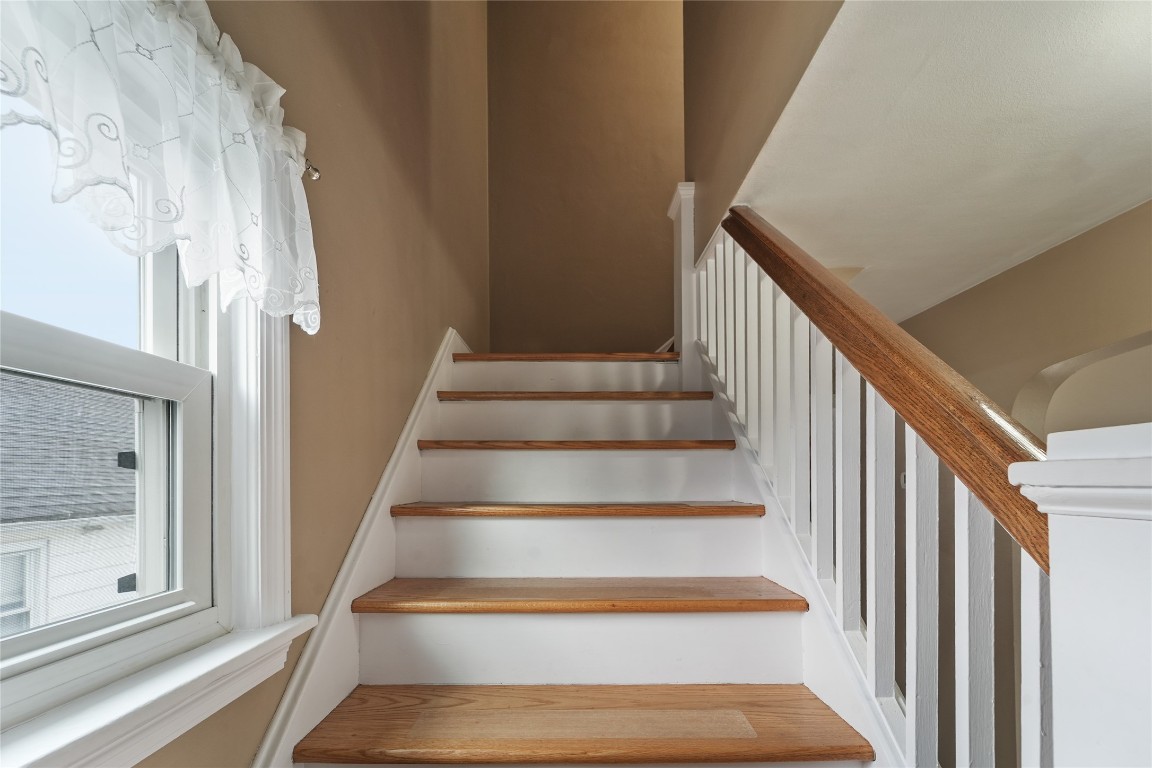 37 Albany Avenue, Johnson City, New York image 15