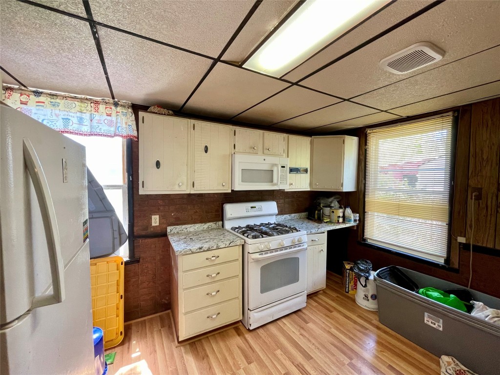24 Pearne Street, Binghamton, New York image 14