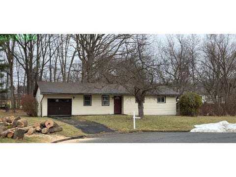 Homes For Sale - 800 Audrey Court<br/> Endicott, NY 13760