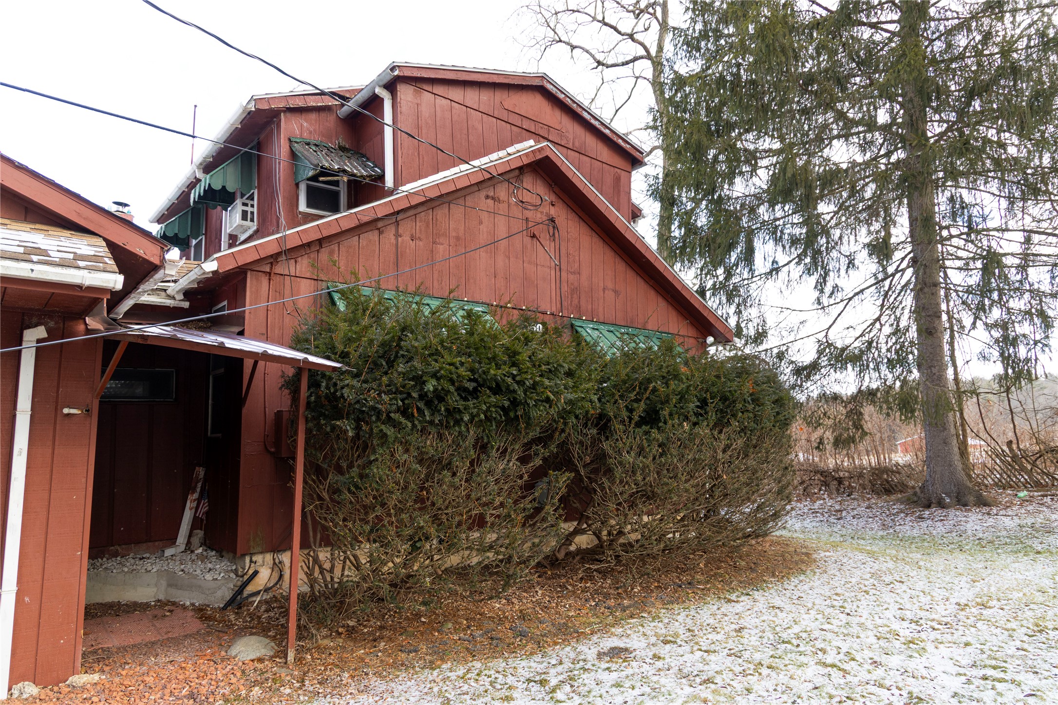 360 W Beecher Hill Rd - Photo 3